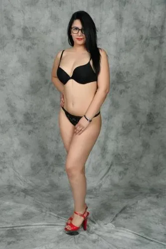 Romantik Melisa